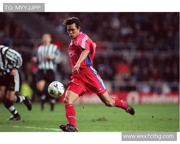 又黑又帅的足球明星是谁 他在绿茵场上的魅力和实力如何让人倾倒