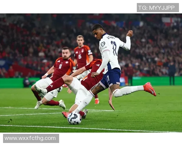 球星积极捐款助力世界杯足球比赛推动社会公益事业发展 球星积极捐款助力世界杯足球比赛推动社会公益事业发展